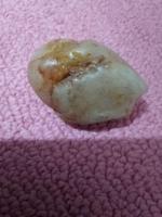 یک عدد سنگ قیمتی